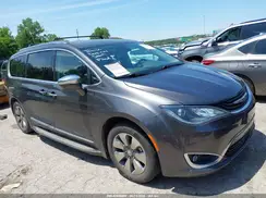 2C4RC1N74HR789085 2017 CHRYSLER PACIFICA