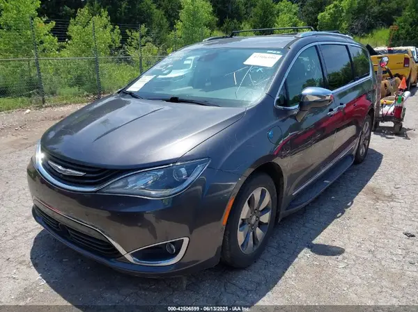 2C4RC1N74HR789085 2017 CHRYSLER PACIFICA - Image 2
