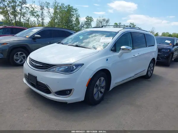 2C4RC1N74JR118148 2018 CHRYSLER PACIFICA - Image 2