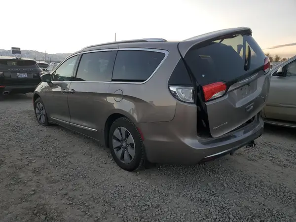 2C4RC1N74JR129652 2018 CHRYSLER PACIFICA - Image 2