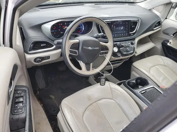 2C4RC1N74JR150159 2018 CHRYSLER PACIFICA - Image 8