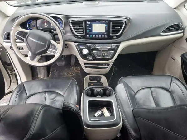 2C4RC1N74JR152476 2018 CHRYSLER PACIFICA - Image 8