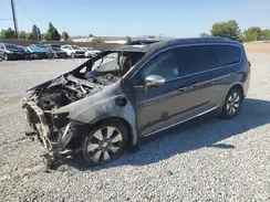 2C4RC1N74JR213695 2018 CHRYSLER PACIFICA