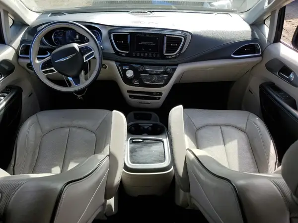 2C4RC1N74JR230352 2018 CHRYSLER PACIFICA - Image 8
