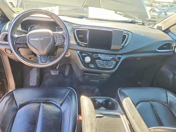 2C4RC1N74KR584857 2019 CHRYSLER PACIFICA - Image 8