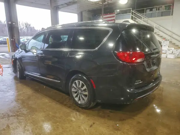 2C4RC1N74LR243718 2020 CHRYSLER PACIFICA - Image 2