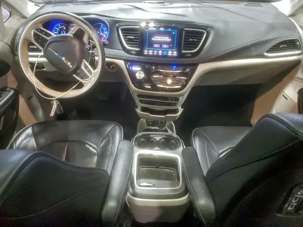 2C4RC1N74LR243718 2020 CHRYSLER PACIFICA - Image 8