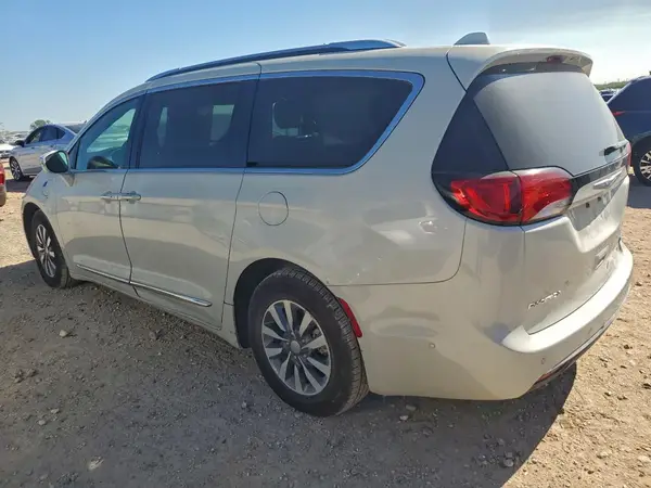 2C4RC1N74LR243721 2020 CHRYSLER PACIFICA - Image 2