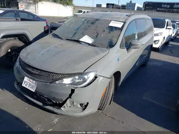 2C4RC1N74LR261412 2020 CHRYSLER PACIFICA - Image 2