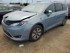 2C4RC1N75HR695569 2017 CHRYSLER PACIFICA