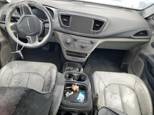 2C4RC1N75HR695569 2017 CHRYSLER PACIFICA - Image 8