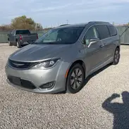 2C4RC1N75JR105604 2018 CHRYSLER PACIFICA