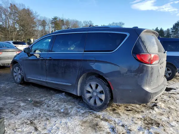 2C4RC1N75JR113556 2018 CHRYSLER PACIFICA - Image 2