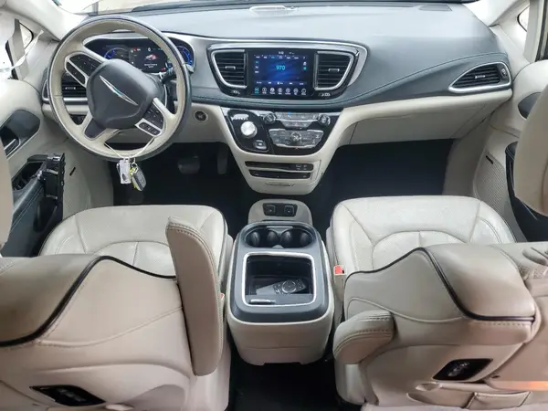 2C4RC1N75JR159226 2018 CHRYSLER PACIFICA - Image 8