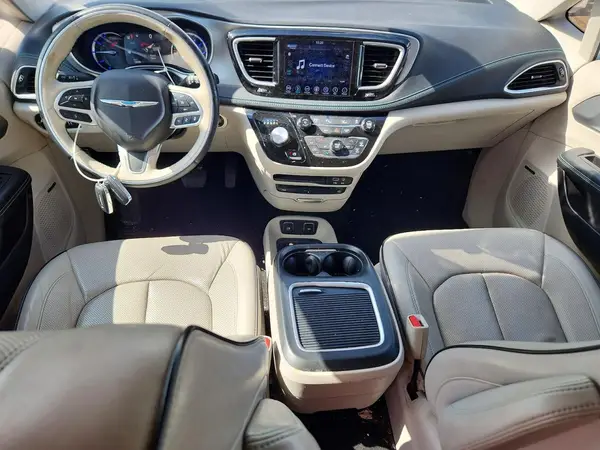 2C4RC1N75JR169349 2018 CHRYSLER PACIFICA - Image 8