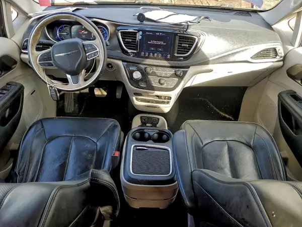 2C4RC1N75JR178469 2018 CHRYSLER PACIFICA - Image 8