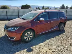 2C4RC1N75JR230277 2018 CHRYSLER PACIFICA