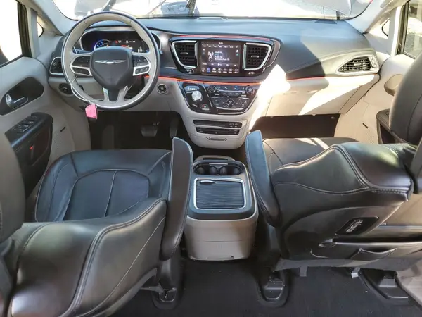 2C4RC1N75JR230327 2018 CHRYSLER PACIFICA - Image 8