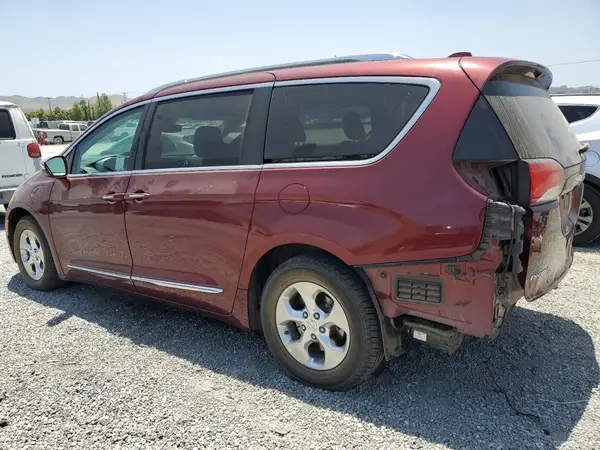 2C4RC1N75JR237634 2018 CHRYSLER PACIFICA - Image 2