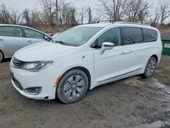 2C4RC1N75JR323221 2018 CHRYSLER PACIFICA