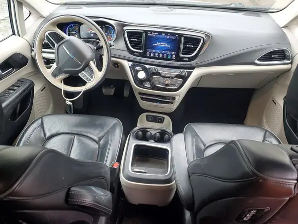 2C4RC1N75JR323221 2018 CHRYSLER PACIFICA - Image 8