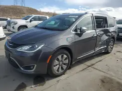 2C4RC1N75JR365243 2018 CHRYSLER PACIFICA