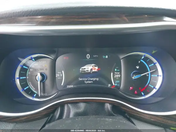 2023 CHRYSLER PACIFICA auction photo 7