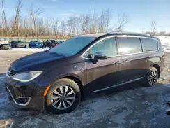 2C4RC1N76HR665819 2017 CHRYSLER PACIFICA