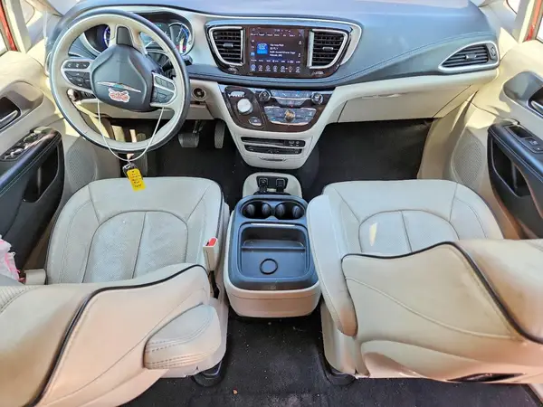 2C4RC1N76HR753799 2017 CHRYSLER PACIFICA - Image 8
