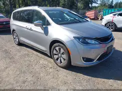 2C4RC1N76JR111914 2018 CHRYSLER PACIFICA