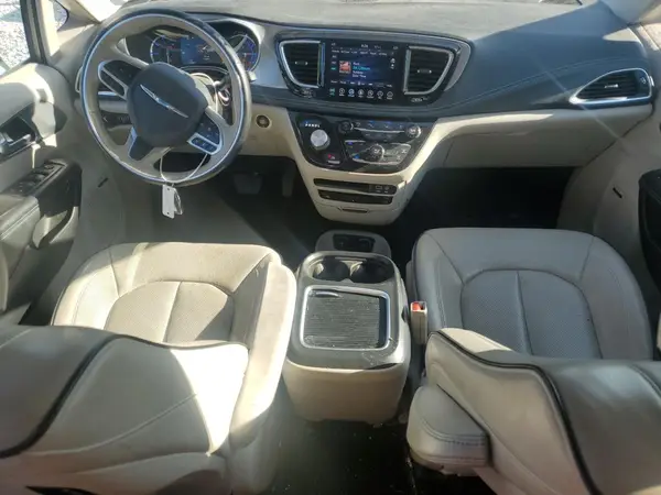 2C4RC1N76JR118121 2018 CHRYSLER PACIFICA - Image 8