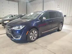 2C4RC1N76JR127157 2018 CHRYSLER PACIFICA