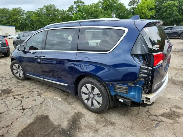 2C4RC1N76JR144895 2018 CHRYSLER PACIFICA - Image 2