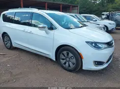 2C4RC1N76JR144931 2018 CHRYSLER PACIFICA