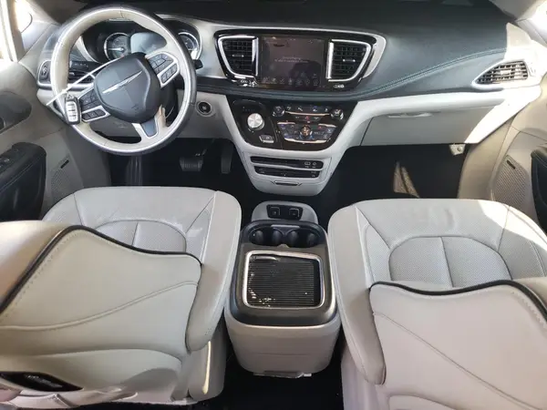 2C4RC1N76JR164404 2018 CHRYSLER PACIFICA - Image 8