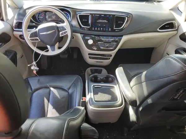 2C4RC1N76JR212824 2018 CHRYSLER PACIFICA - Image 8