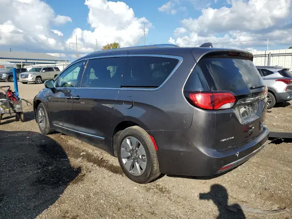 2C4RC1N76JR212841 2018 CHRYSLER PACIFICA - Image 2