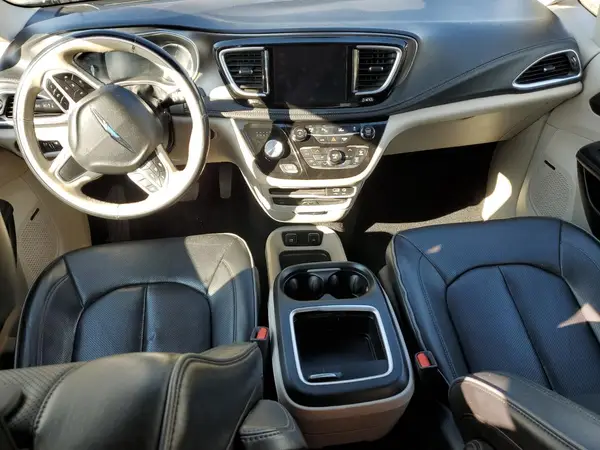 2C4RC1N76JR212841 2018 CHRYSLER PACIFICA - Image 8