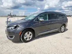 2C4RC1N76JR359130 2018 CHRYSLER PACIFICA