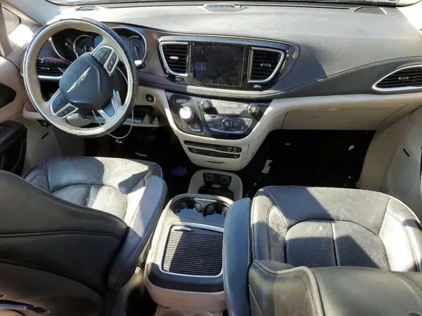 2C4RC1N76JR359466 2018 CHRYSLER PACIFICA - Image 8