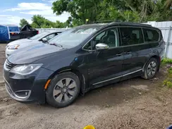 2C4RC1N76KR552797 2019 CHRYSLER PACIFICA