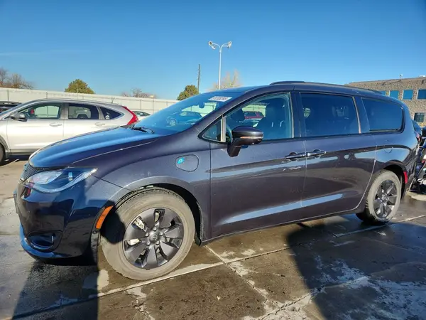 2C4RC1N76LR143488 2020 CHRYSLER PACIFICA - Image 1