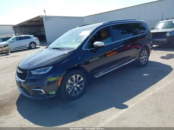2C4RC1N76NR124541 2022 CHRYSLER PACIFICA - Image 2