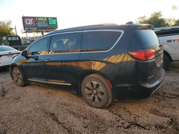 2C4RC1N77HR689594 2017 CHRYSLER PACIFICA - Image 2