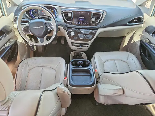2C4RC1N77HR739961 2017 CHRYSLER PACIFICA - Image 8