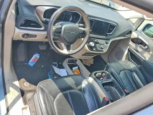 2C4RC1N77HR798122 2017 CHRYSLER PACIFICA - Image 8