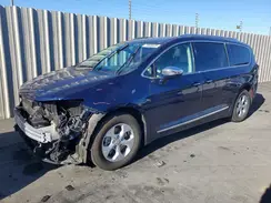 2C4RC1N77HR812360 2017 CHRYSLER PACIFICA