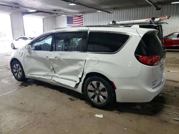 2C4RC1N77JR118533 2018 CHRYSLER PACIFICA - Image 2