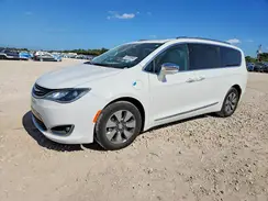 2C4RC1N77JR139737 2018 CHRYSLER PACIFICA