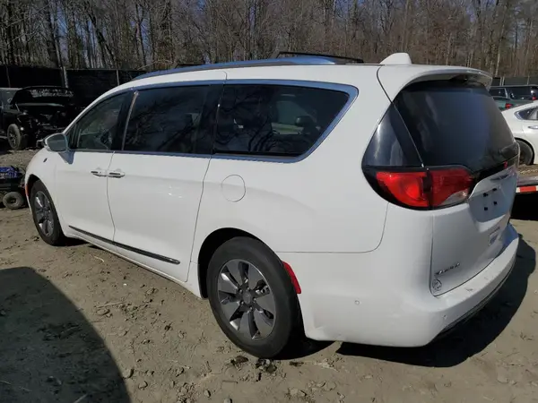 2C4RC1N77JR143285 2018 CHRYSLER PACIFICA - Image 2
